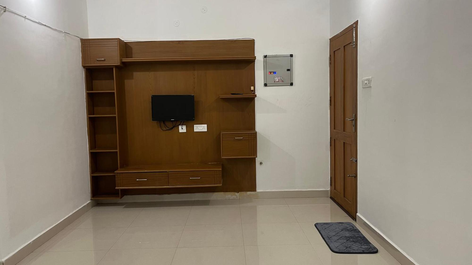 Prince Home Stay Тирунелвели Екстериор снимка